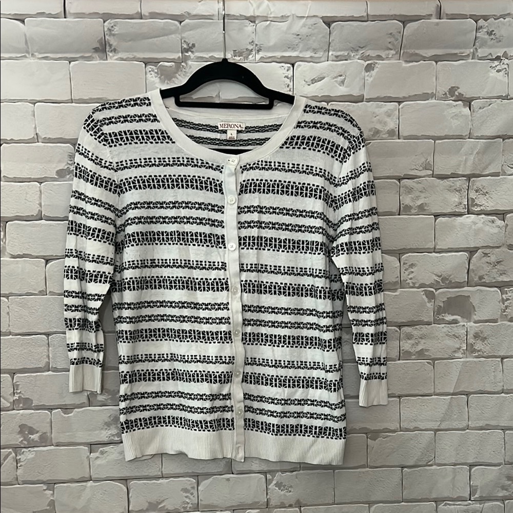 Merona Black and White Patterned Cardigan Size Large
